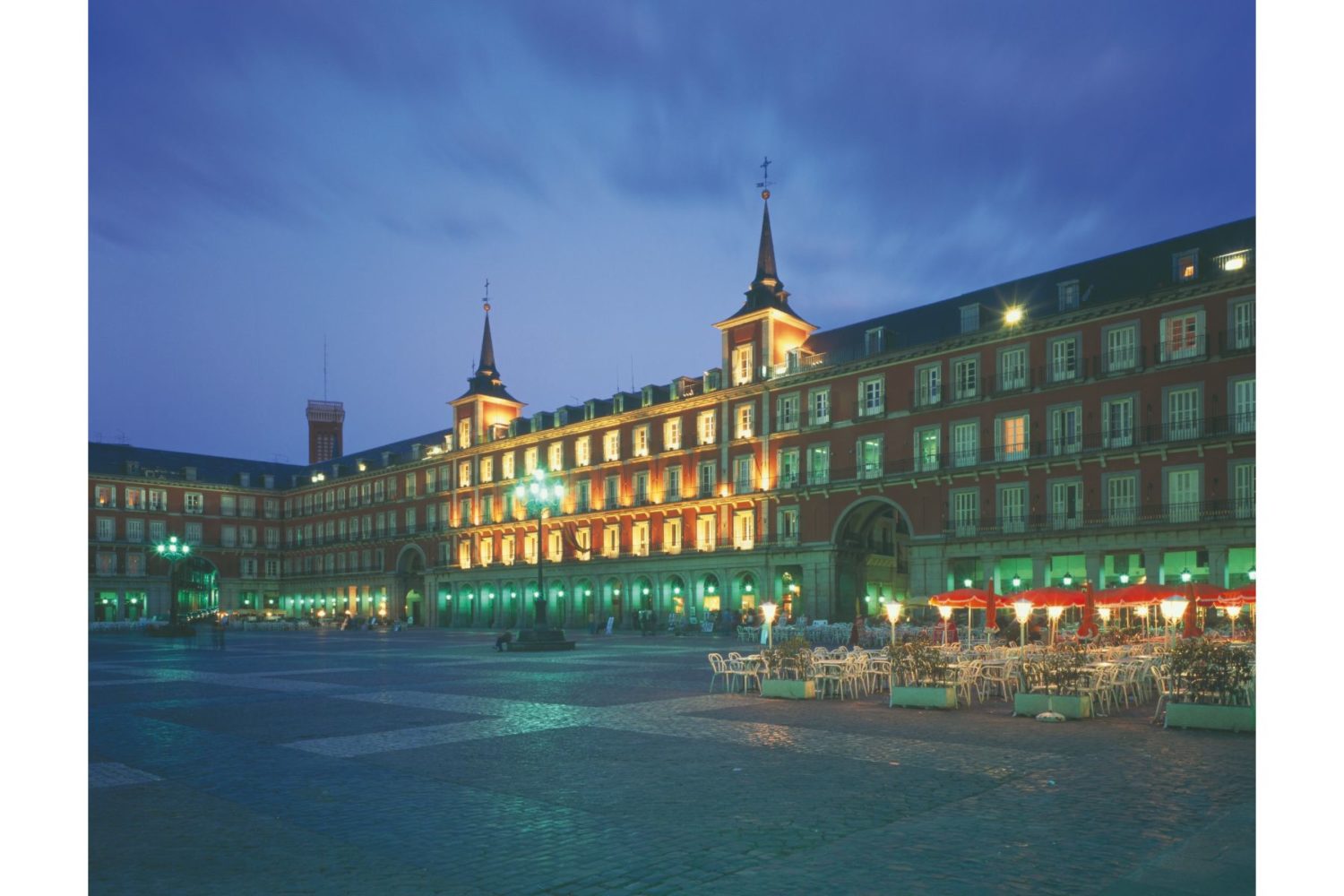 plaza mayor-madrid-choir tour in spain