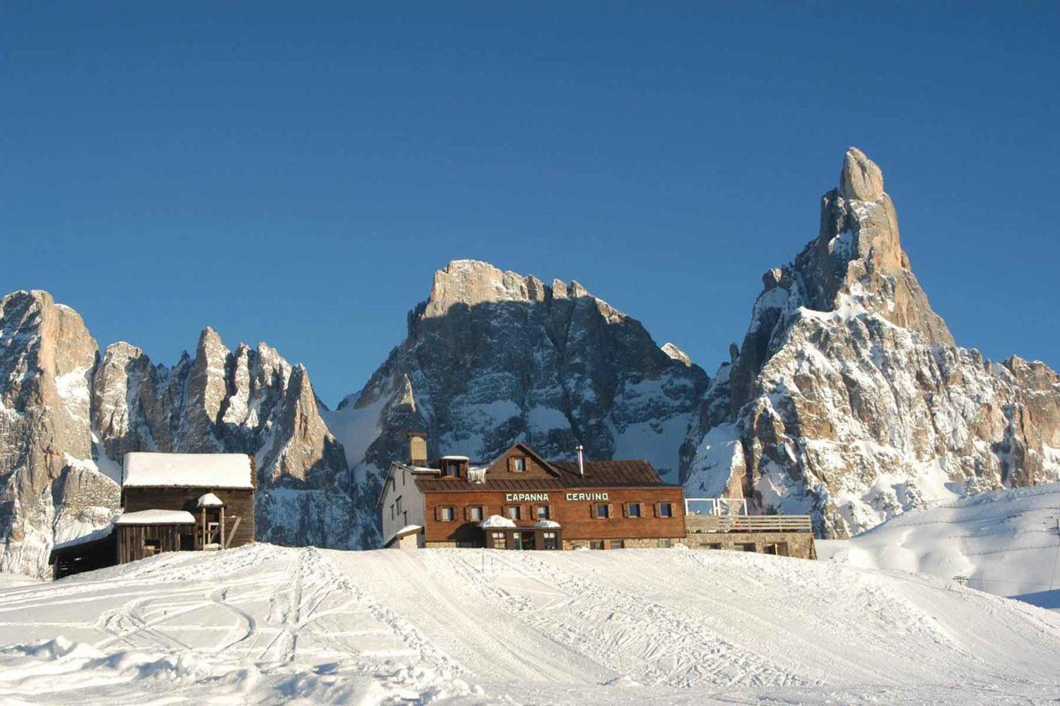 cervino-trentno-Snowshoeing in the Dolomites