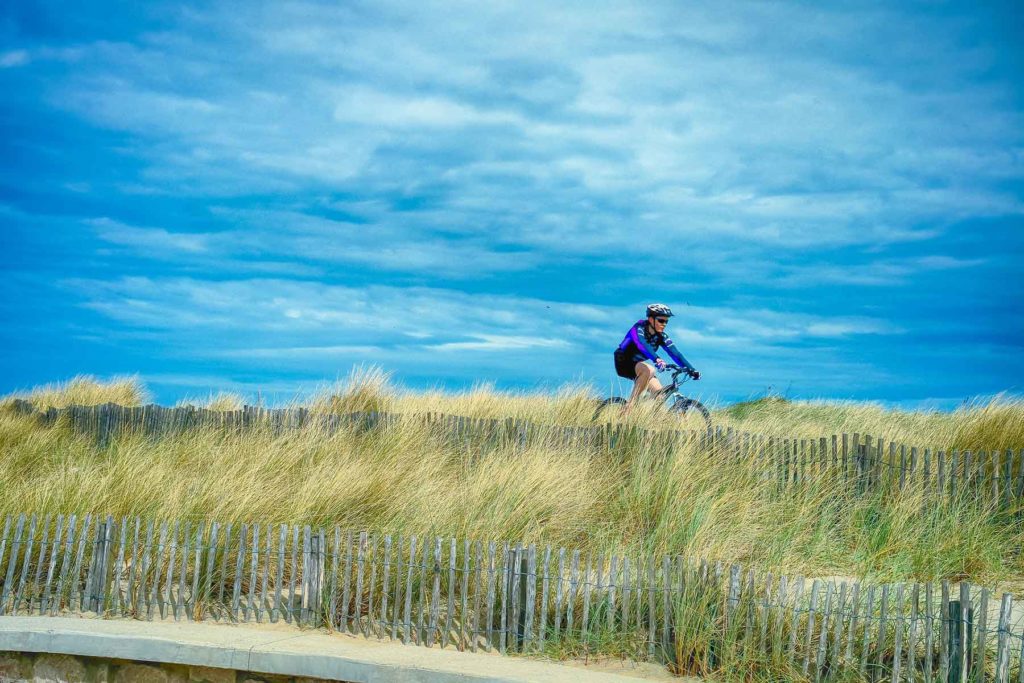 biker in normandy-Cycling holiday in Normandy