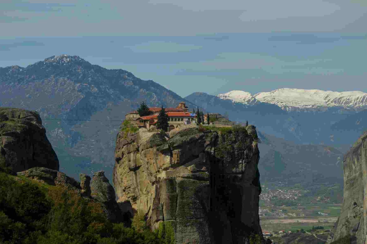 meteor-walking holiday in greece