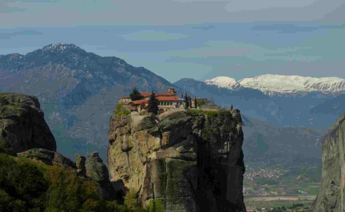 meteor-walking holiday in greece