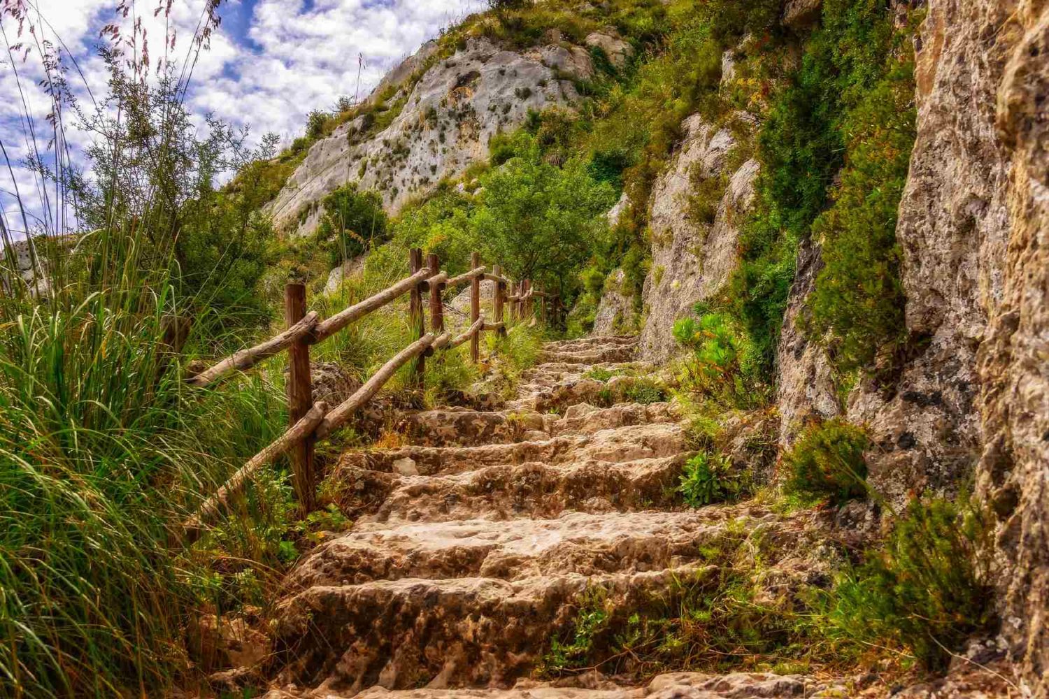 Walking holidays in Sicily- caves of Mangiapane- Monte Cofano