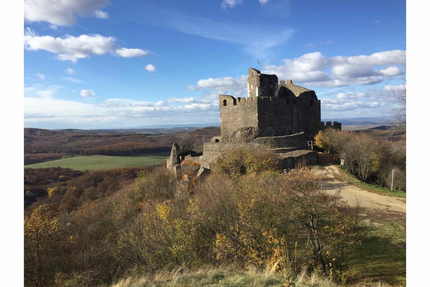 holloko castle panorama