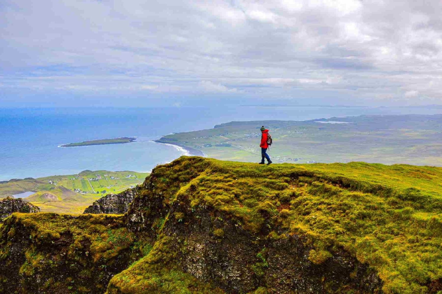 hiker in Isle of Skye-Walking Isle of Skye