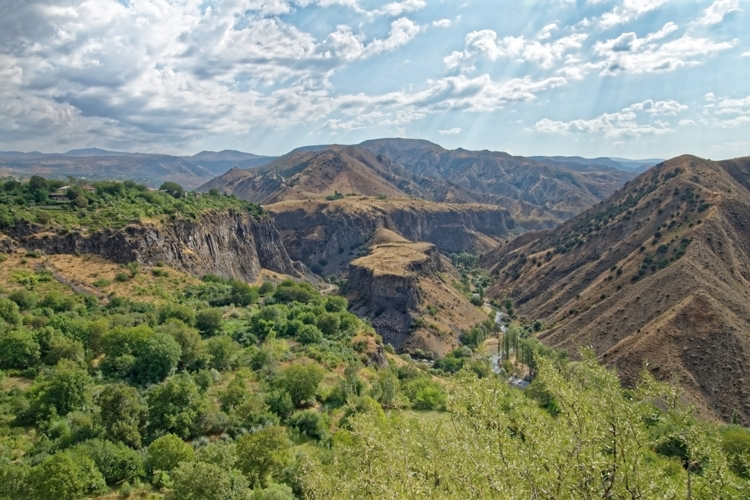 Armenia- gargi gorge- gastronomic tour in armenia